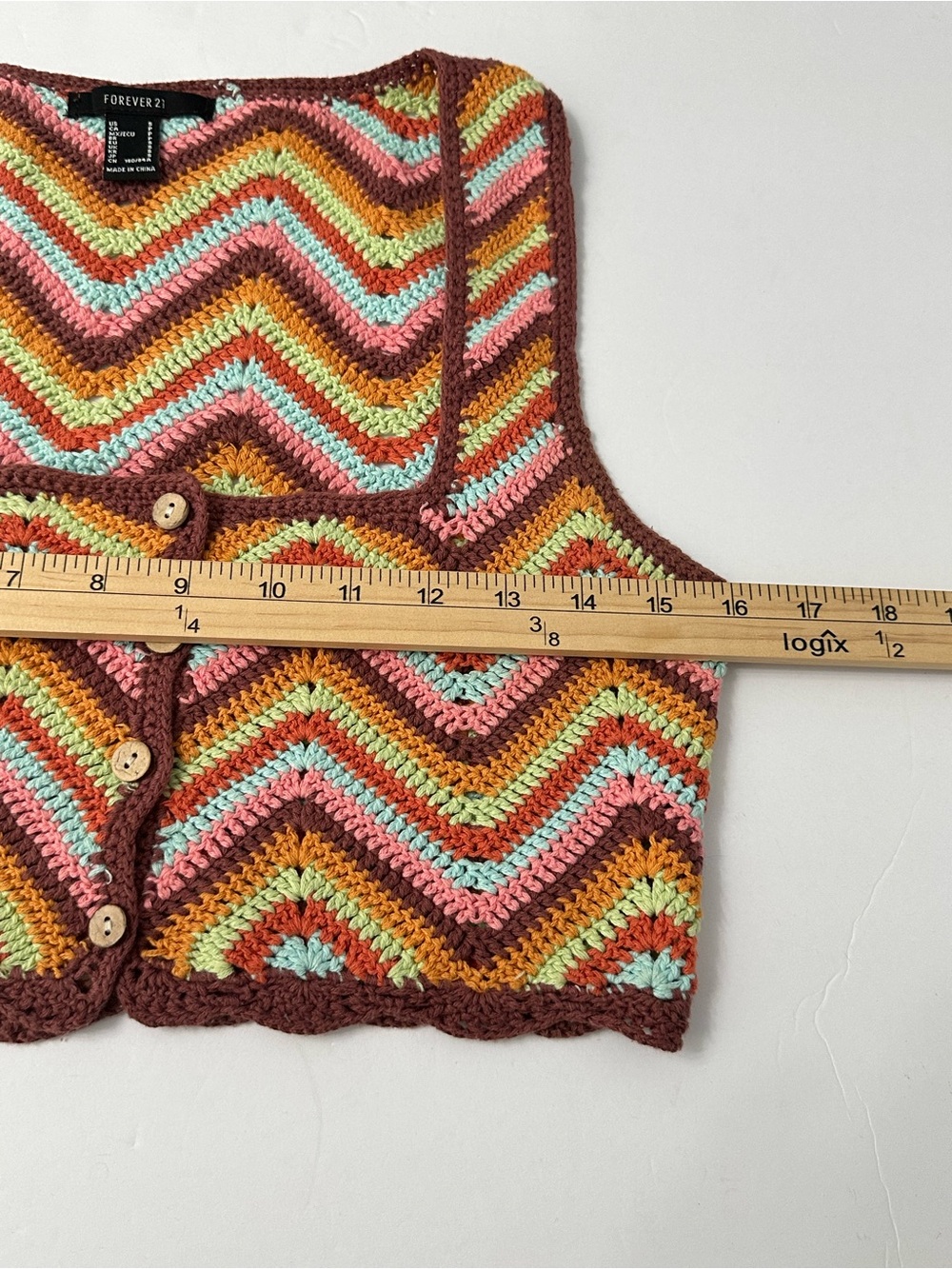 Forever 21 Women Crop Top Sz Small Crochet Multicolor Chevron Boho Festival Vest - Picture 4 of 8